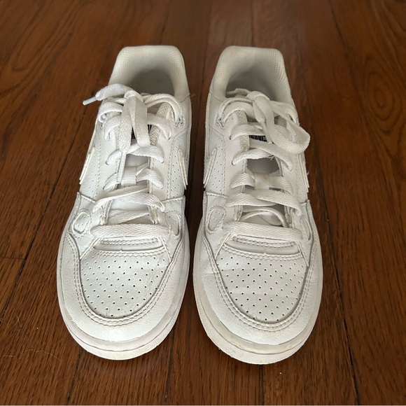 Nike boys son of force white low shoes - Picture 3 of 9